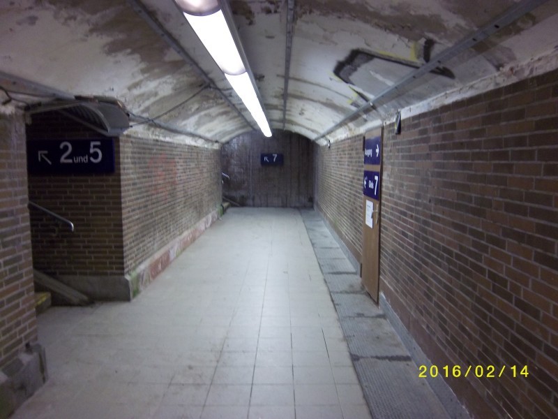 Bahnhof11